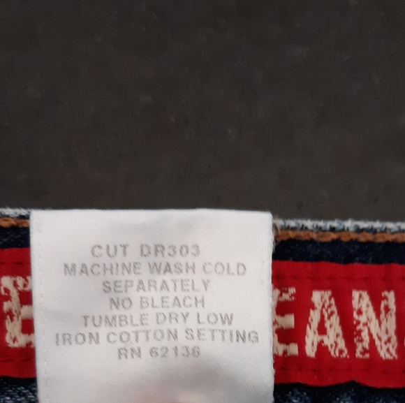 VTG Guess Straight Leg Jeans 31 - Picture 7 of 7